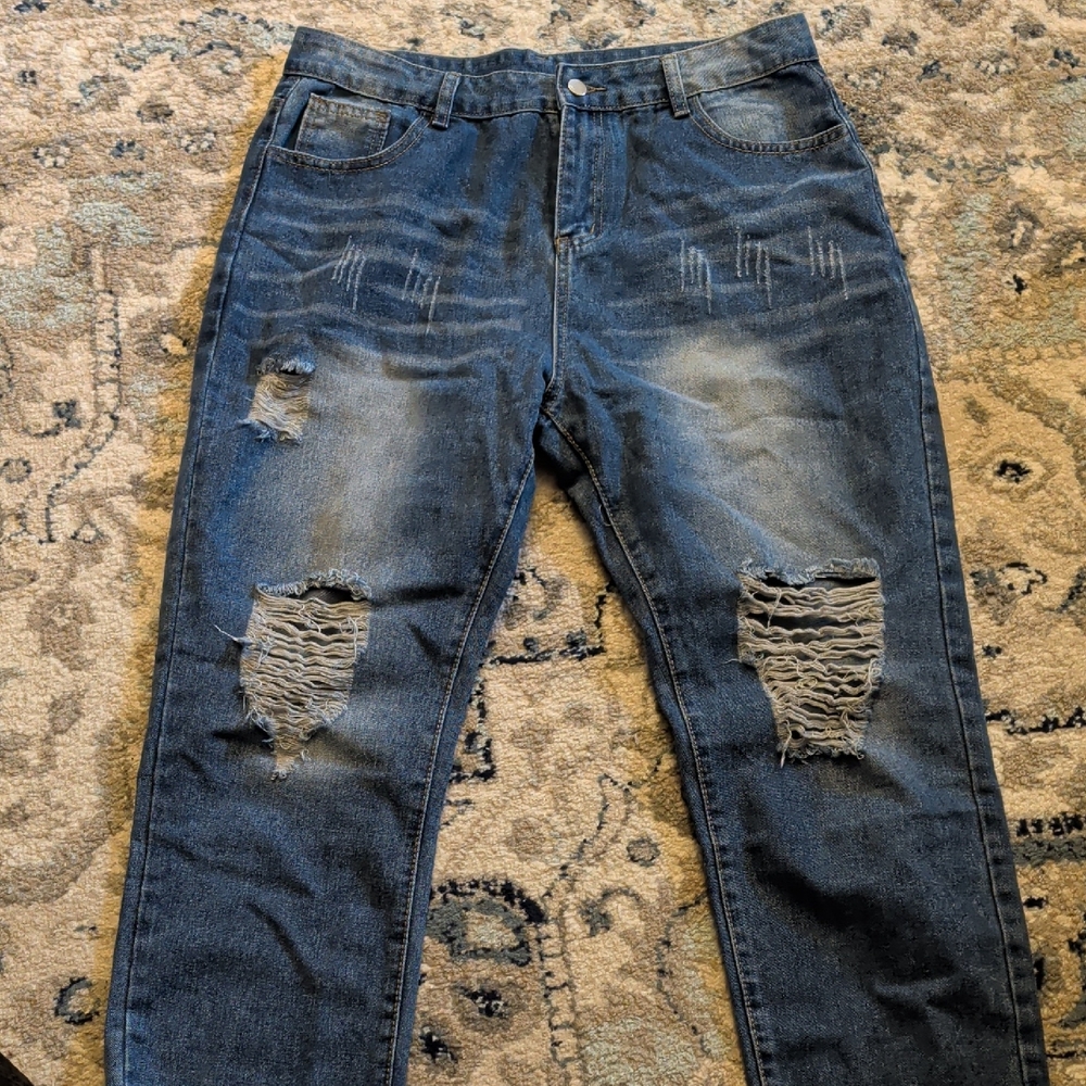 Men's Distressed Blue Jeans